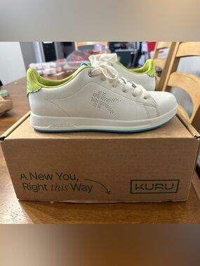 KURU Roam White Leather Sneakers